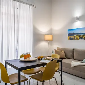 Open Sicily Homes - Near The Train Station Apartahotel